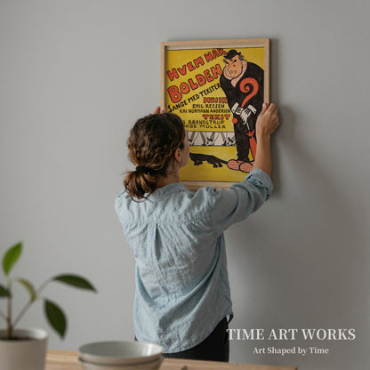 『誰がボールを持っているのか？』（Forlæg til titelblad til "Hvem har Bolden". Karikeret portræt af Carl Alstrup）— ストーム・ピーターセン、ロバート（ストーム・P.）（Storm Petersen, Robert (Storm P.)）
